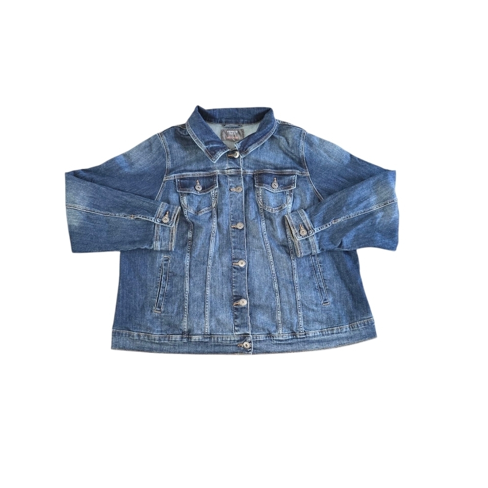 Torrid Blue Trucker Denim Jacket Medium Wash Jean Plus Size 4/4X Stretch